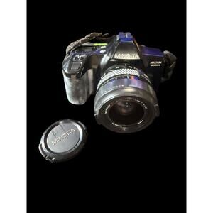 Minolta Maxxum 3000i 35mm Film SLR Camera with Maxxum AF Zoom 35-70mm Lens